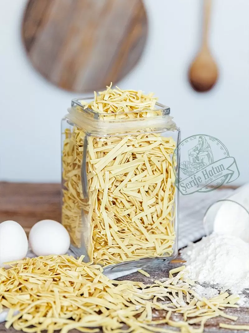 Şerife Hatun Sade Erişte 1 kg.