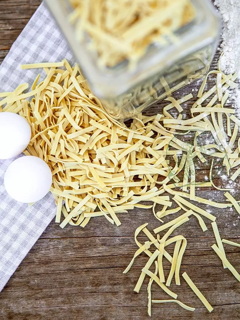 Şerife Hatun Sade Erişte 1 kg.