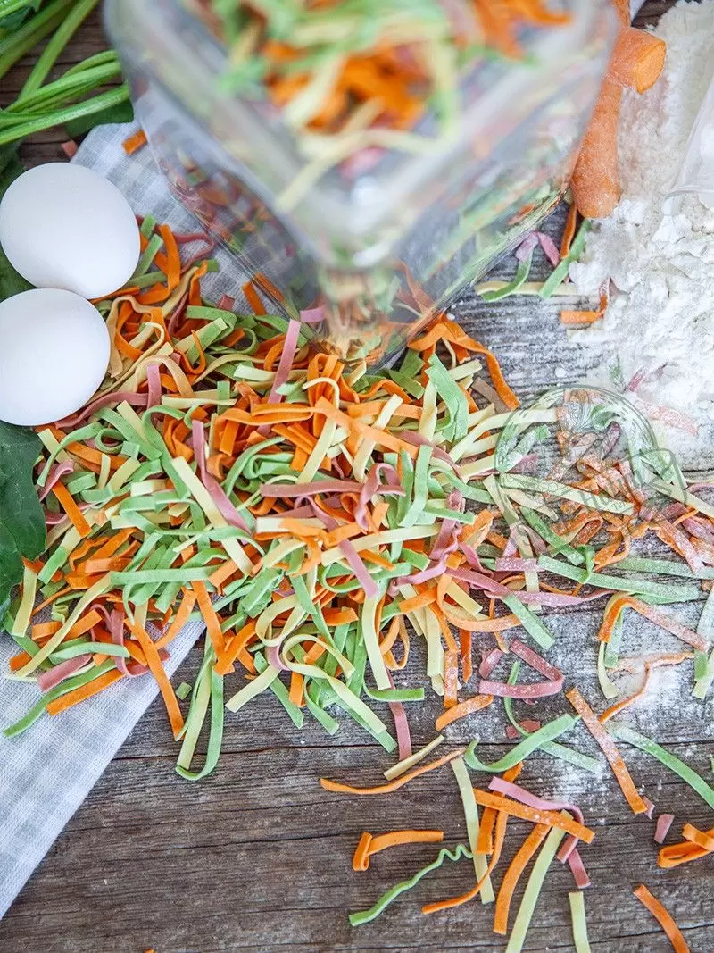 Sebzeli Erişte 1 kg