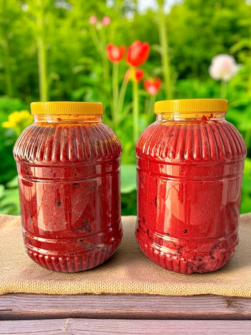 Biber Saçası 5kg + Domates Salçası 5 kg Kanatma